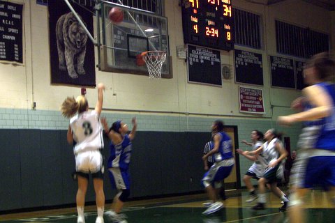 East Brunswick Girls Basketball - click for larger image